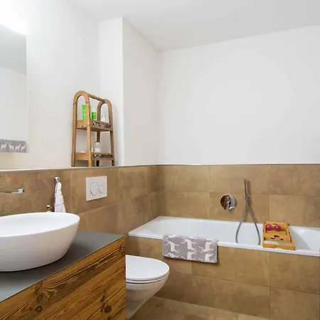 Zur Neuen Alpenrose Apartment